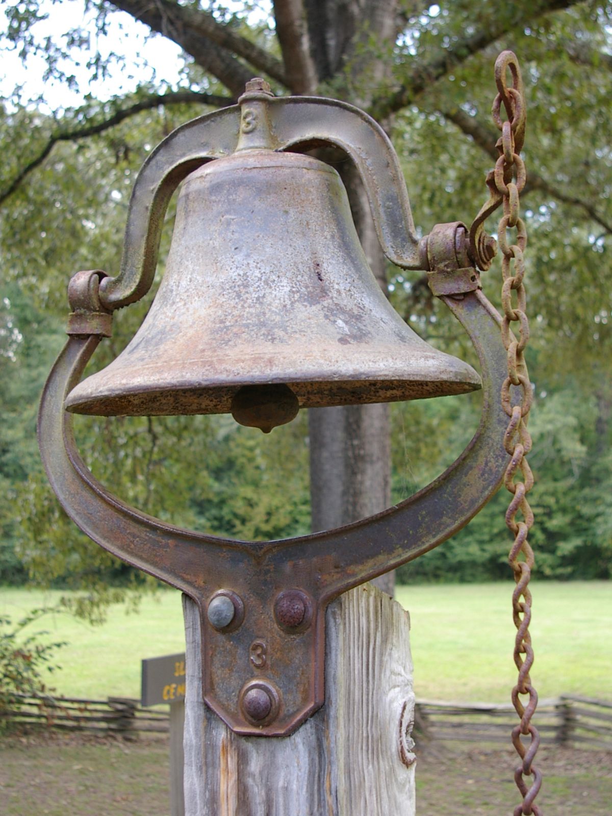 The Dinner Bell - frontporchlifemagazine.com