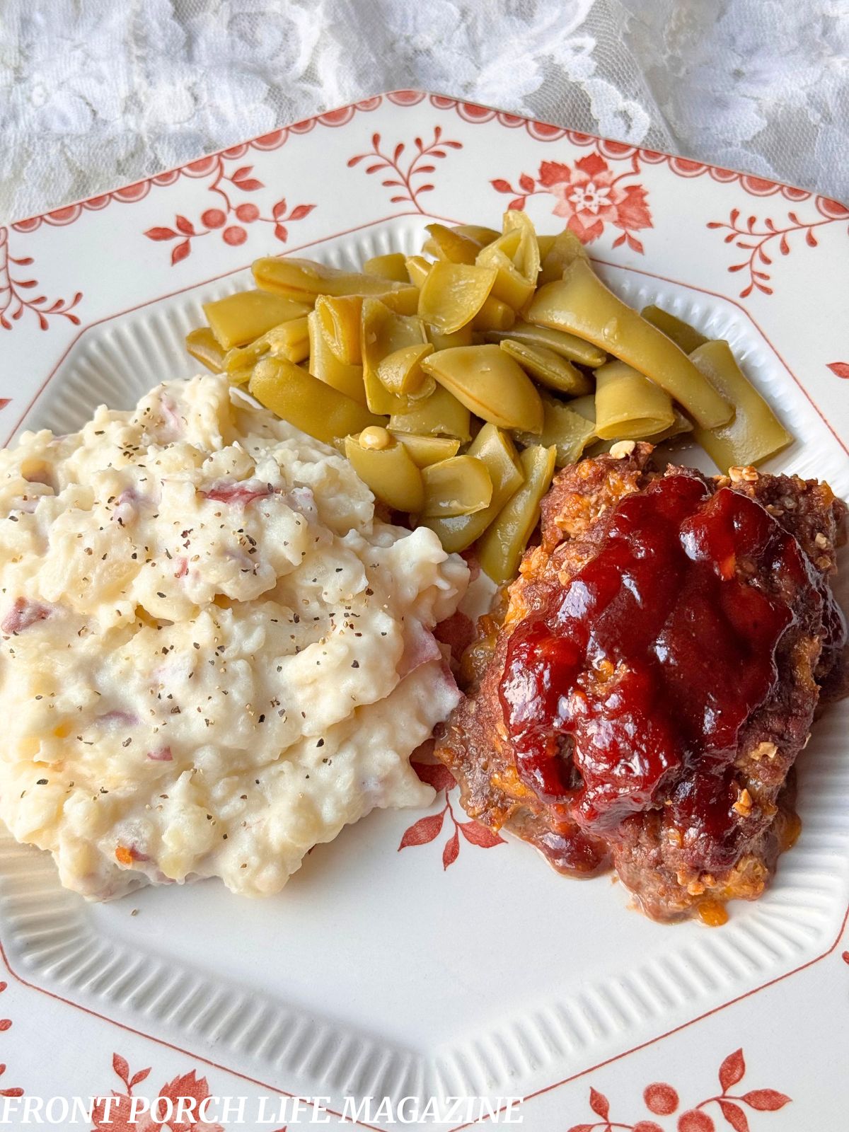 Garlick Mashed potoates with green beans and mini bbq meatloaves